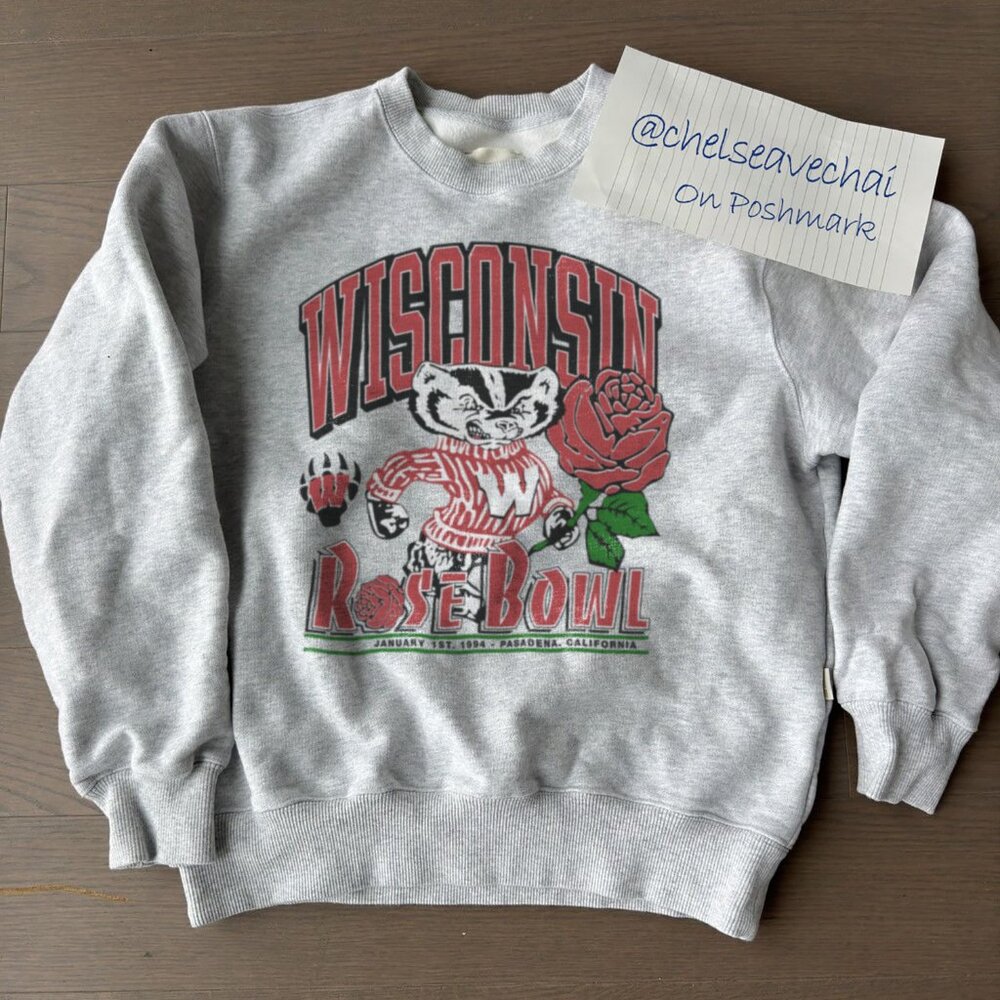 1990s Wisconsin Badgers Rose Bowl Logo Sweatshirt, University of Wisconsin Shirt